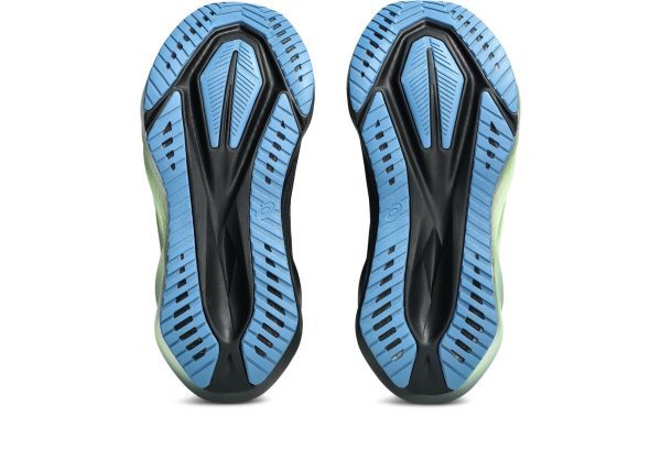 Asics Novablast 5 Luxe Black