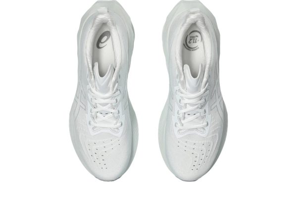 Asics Novablast 4 White