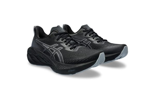 Asics Novablast 4 Black