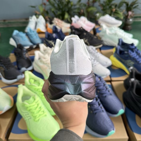 Asics Novablast 4 Real White Pure Silver