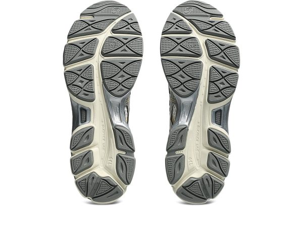Asics Gel-Cumulus 16 Cream Clay Grey