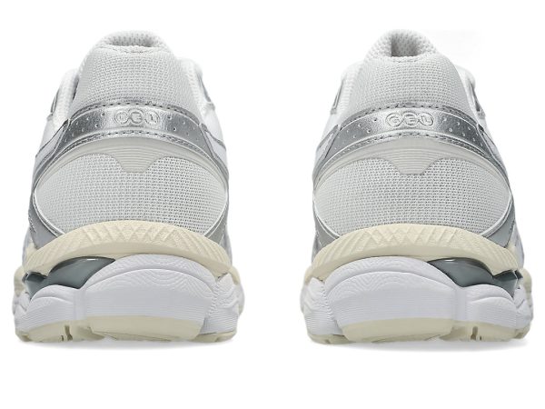 Asics Gel-Cumulus 16 White