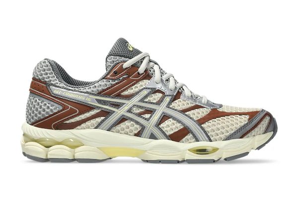 Emmi x ASICS Gel-Cumulus 16 Beige Grey