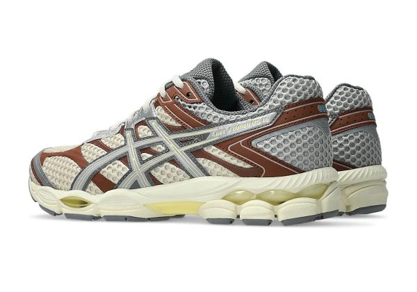Emmi x ASICS Gel-Cumulus 16 Beige Grey